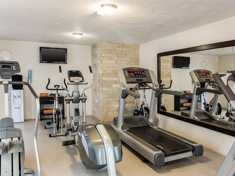 Gamma Leon Hotel Екстериор снимка