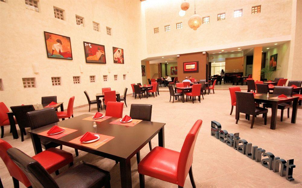 Gamma Leon Hotel Екстериор снимка