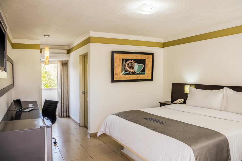 Gamma Leon Hotel Екстериор снимка