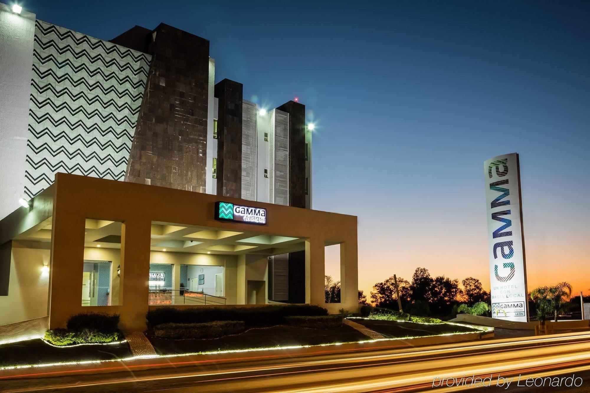 Gamma Leon Hotel Екстериор снимка